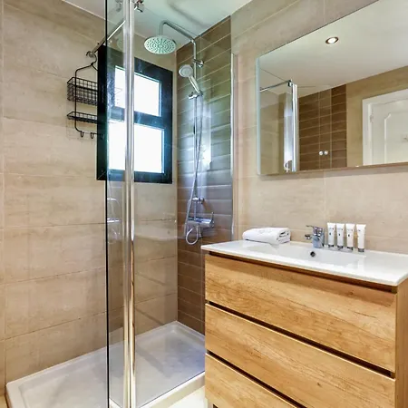 Vivi Homes - Calahonda Charm Apartment *